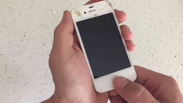 IPHONE 4: BLACK SCREEN OF DEATH / BLACK SCREEN / UNRESPONSIVE : NO PROBLEM! смотреть онлайн