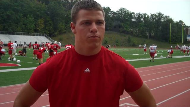 Interview w/SJU Senior Wide Receiver Ben Vanderheyden - 2009 Wis.-Eau Claire Preview смотреть онлайн