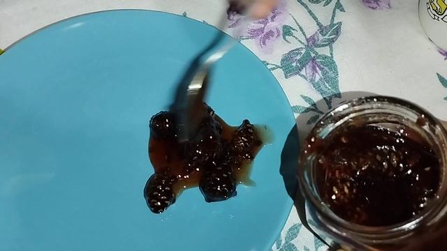 Пробуем варенье из сосновых шишек! смотреть онлайн