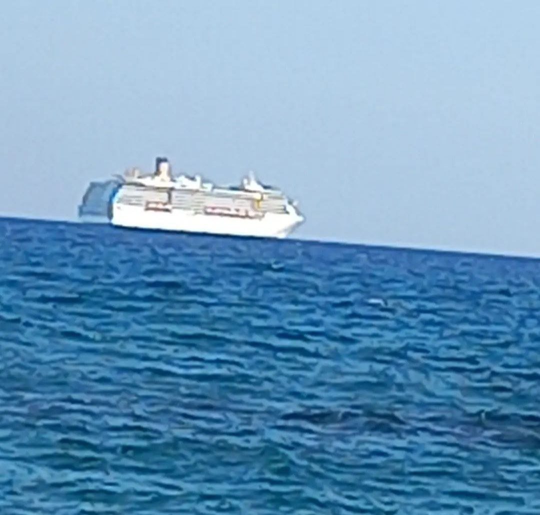 Параходы, корабли, яхты, средиземное море, Кипр, Лимасол, круизные лайнеры