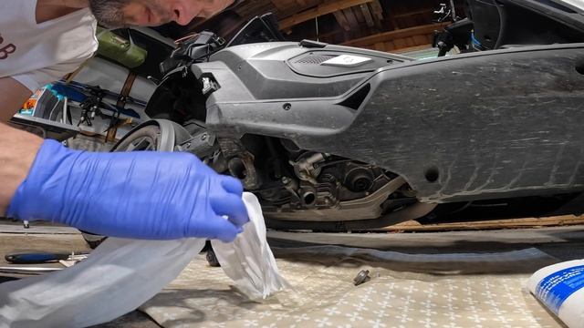 Oil change at home. Замена масла в домашних условиях . Qooder Quadro 400 #qooder смотреть онлайн