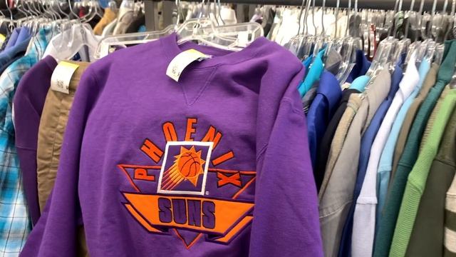 START LOOKING FOR THESE AT THRIFT STORES! смотреть онлайн