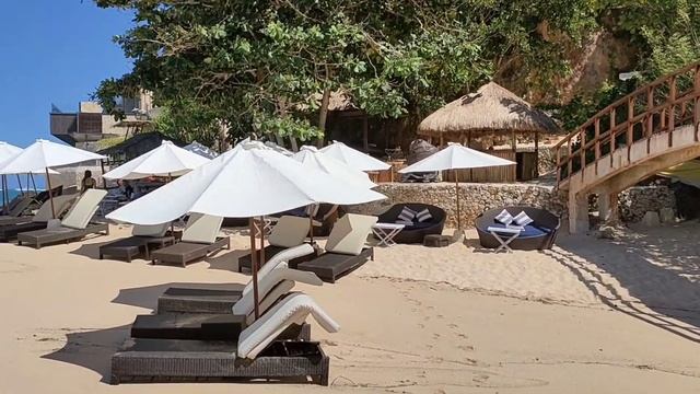 Karma Kandara 5 Star Beach Club!!! One Of The Best Beach Club In Bali