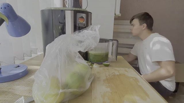Как я готовлю зеленый сок смотреть онлайн