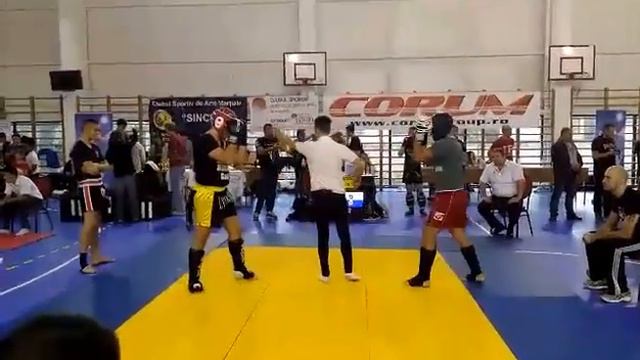 Alex Frunza Tedi Combat Team TKO 20 sec finala Cupa Sincron 2016 k1 Light -94kg смотреть онлайн