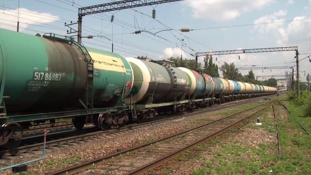 ВЛ80Т-1286 и толкач ВЛ80К-372 смотреть онлайн