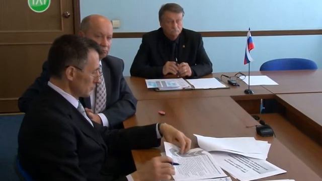 Аппаратное совещание провел исполняющий обязанности главы округа Евгений Заводчиков смотреть онлайн