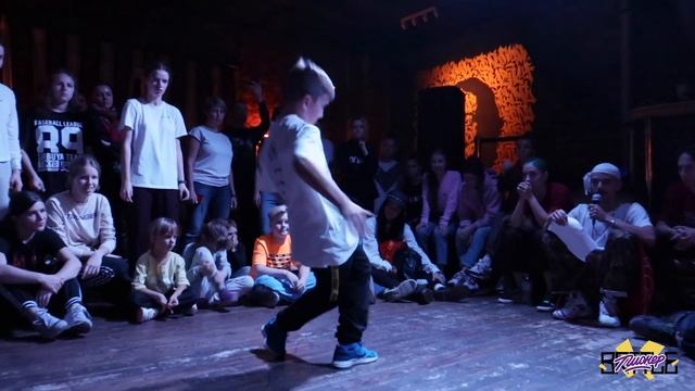 Пионер Battle vol.1 || TOP 16 BOYS Beginners 1x1 || Кириешка vs Егор (win) смотреть онлайн