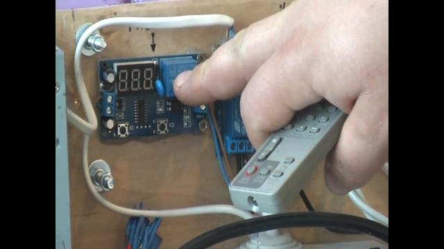 Автоматическое увлажнение для инкубатора смотреть онлайн