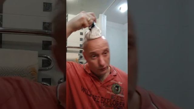 Бритьё опасной бритвой "Столичная" смотреть онлайн