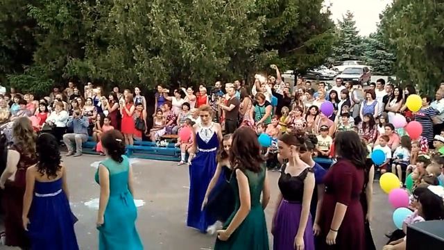 Выпускной 2016-2017, "Последний танец" в Хлебодаровском НВК. смотреть онлайн
