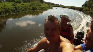 На лодке по речке. Тест-драйв резиновой лодки с мотором.
