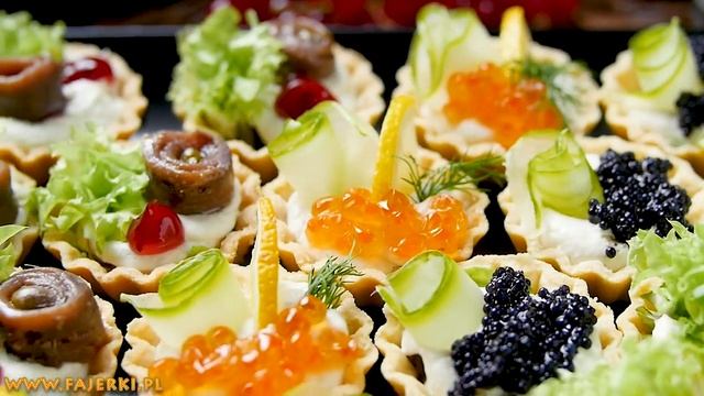 Tartaletki chrzanowe z anchois, łososiem i kawiorem - mini rarytasy смотреть онлайн