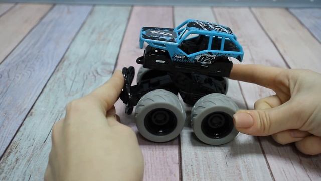 Машинка Big Foot Багги подпрыгивающая инерционная смотреть онлайн