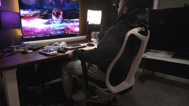 In-Depth Adjustments, Herman Miller Vantum Gaming Chair After One Week! смотреть онлайн