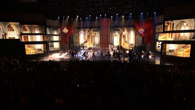 Taylor Swift - I Knew You Were Trouble (Live on American Music Awards) HD смотреть онлайн