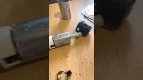 Разбор блендера POLARIS PHB 0510A