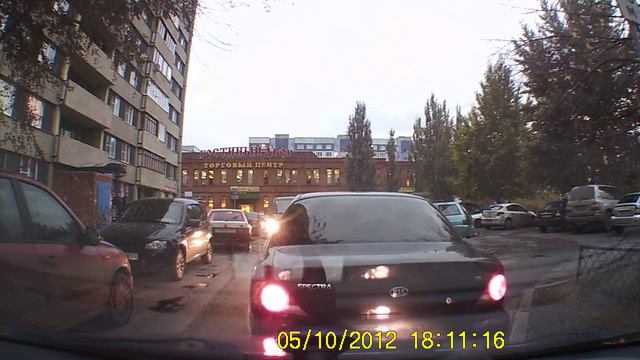 Въехал задним ходом смотреть онлайн