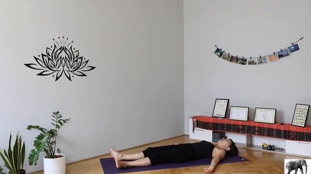 ЙОГА ВО ВРЕМЯ ОТПУСКОВ - Yoga during travels RUS смотреть онлайн