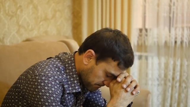 ФАВРАН! БИНЕД ЧИГУНА ШАЙТОН ЗАНУ ШАВХАРО ЧУДО МЕКУНАД #Mercidushanbe смотреть онлайн