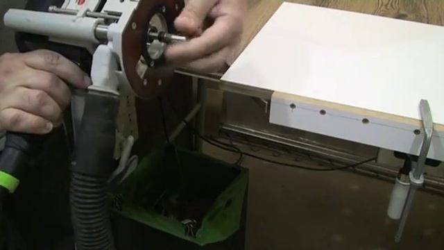 фрезеровка кромки 2 мм тропецивидной детали смотреть онлайн