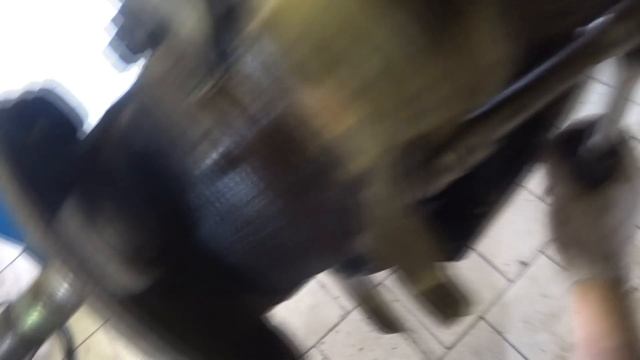 ЗАМЕНА ПЕРЕДНИХ СТУПИЦ на KIA SPORTAGE 4... смотреть онлайн