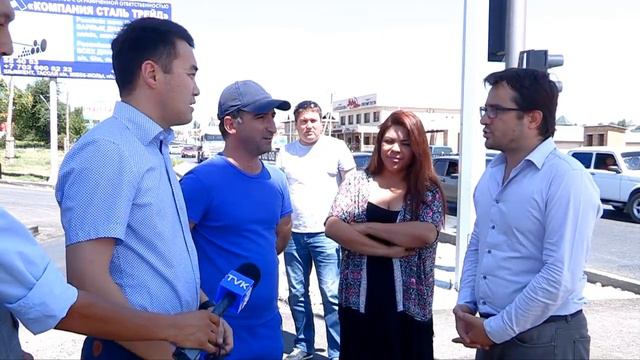 В Шымкенте перекресток самостоятельно регулирует время сигнала светофора смотреть онлайн