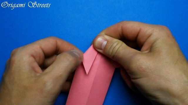 Как сделать рыбку из бумаги. Оригами рыбка / How to make a fish out of paper смотреть онлайн