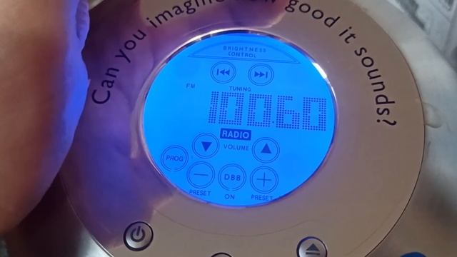 Бумбокс магнитола Philips PSS 010/00C смотреть онлайн