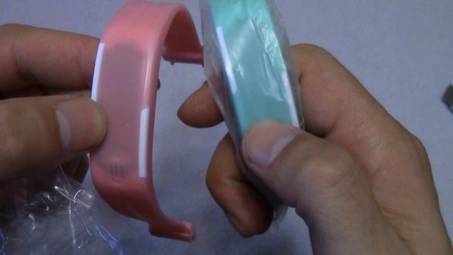 Китайские Led часы спортивные светодиодные водонепроницаемые / led watch with silicone strap смотреть онлайн