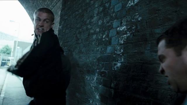 Околофутбола (ost Хулиганы зелёных улиц(фан версия)) смотреть онлайн