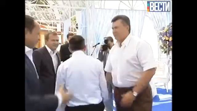 Эксклюзивное видео со дня рождения Януковича в 2011 году смотреть онлайн