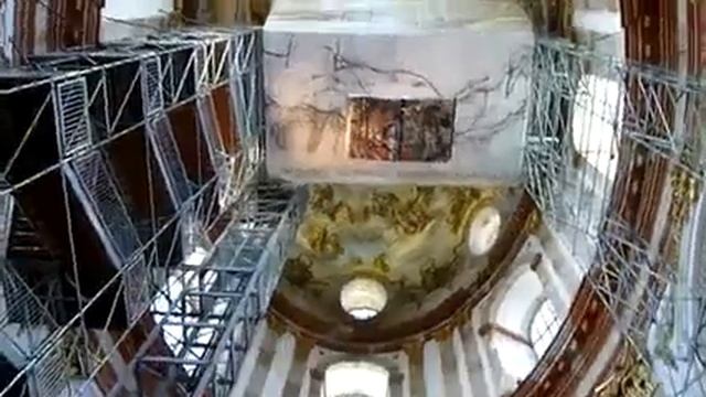 Inside Karlskirche, Austria (внутри Карскирхе) 2 смотреть онлайн