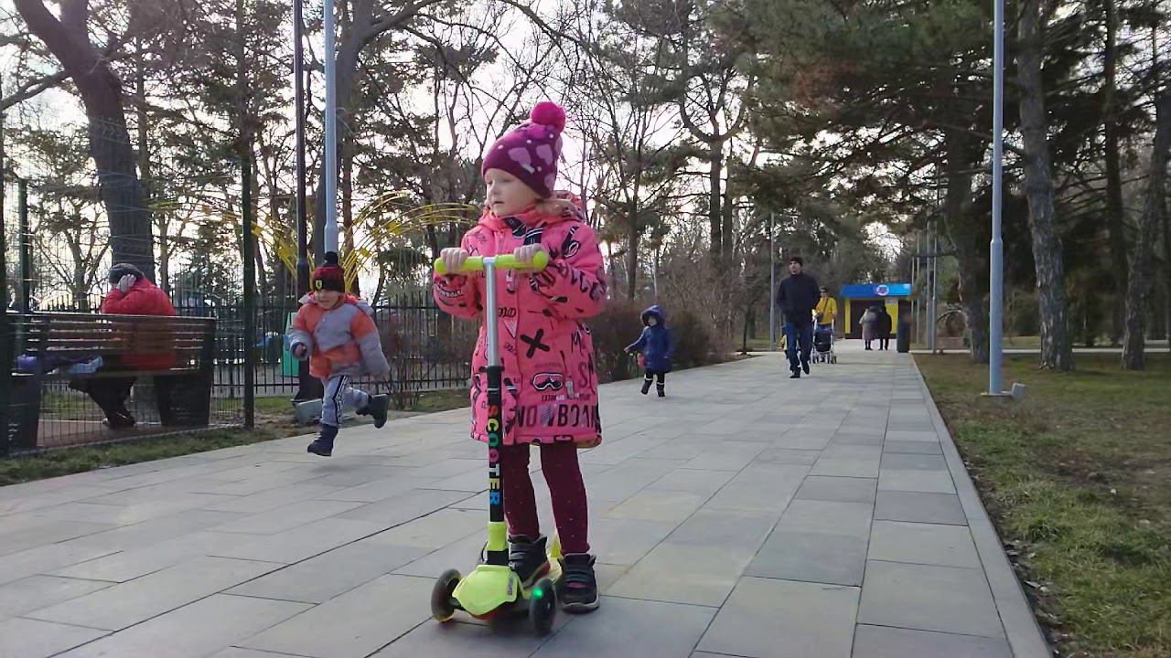 Sharp AQUOS zero2 Slow Motion 240fps смотреть онлайн
