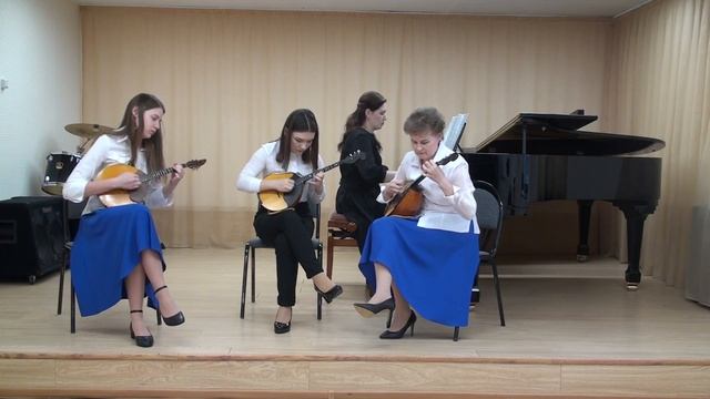 Образцовый ансамбль домристов "Сувенир" рук. Мамчур С.В., конц. Колесова М.Н. смотреть онлайн