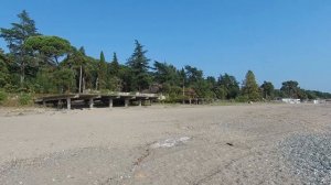 Море от пляжа Айтар до пляжа Мокко медицинский пляж обзор территории море Абхазия 2021 лето Август