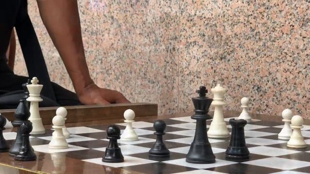 Sidewalk Chess At KL's Jalan TAR смотреть онлайн