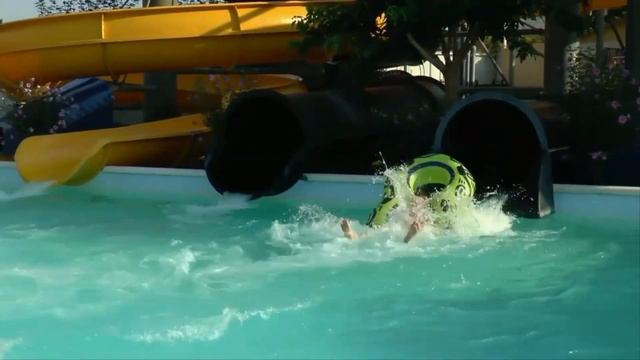 Самый Большой Лучший Аквапарк Золотой Пляж! Семейный хороший отдых в г. Анапа (Отели и Санатории)! смотреть онлайн