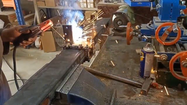 Homemade Slide Cutting Guide For Air Angle Grinder. смотреть онлайн