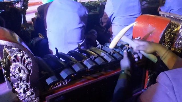 Традиционные танцы Bali(2) смотреть онлайн
