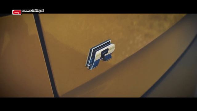 Volkswagen Golf 7.5 R Performance met Akrapovič goodness! смотреть онлайн