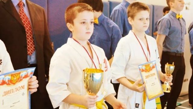 Подарок другу смотреть онлайн