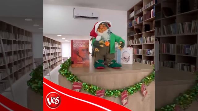 GENERAL DEHEZA: 🎄 Árbol de Navidad hecho con LIBROS en Biblioteca Leopoldo Lugones 🎄 смотреть онлайн