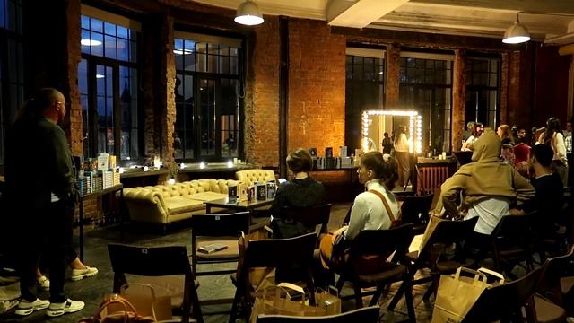 СЕНТЯБРЬ / Книги, рецепт оладьев и осенняя атмосфера ?❤️ смотреть онлайн