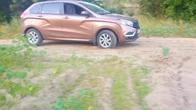 Лада х рей 1,8 едет или нет? смотреть онлайн