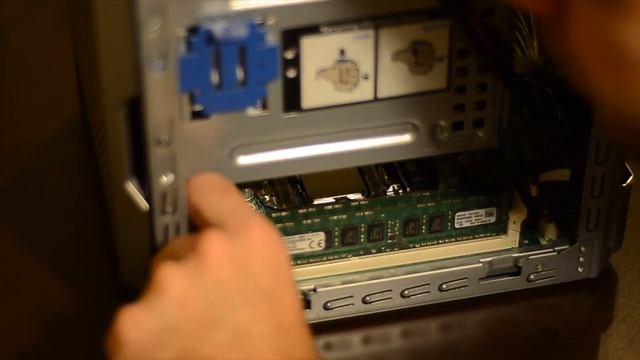 Intel Xeon upgrade - HP ProLiant MicroServer Gen8 смотреть онлайн