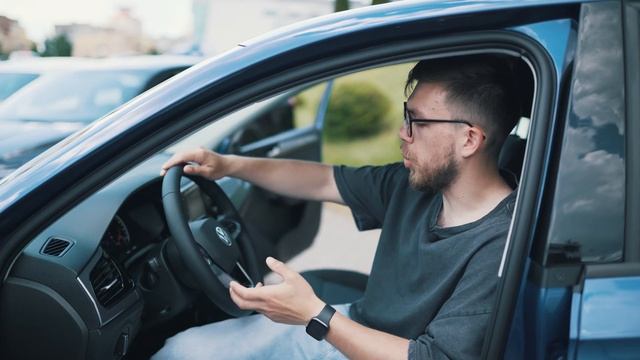 Фольксваген Поло комплектации: Ориджин, Респект, Статус, Эксклюзив смотреть онлайн