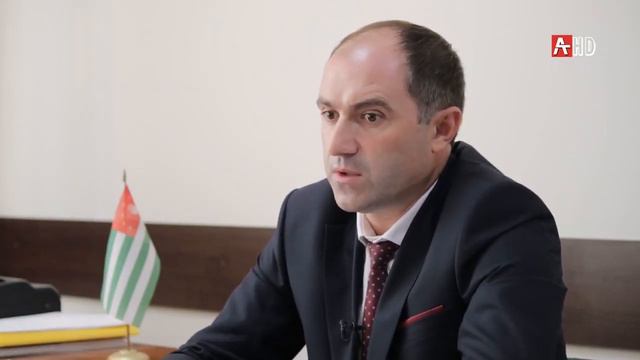 Интервью с председателем пенсионного фонда Абхазии Денисом Гулария смотреть онлайн