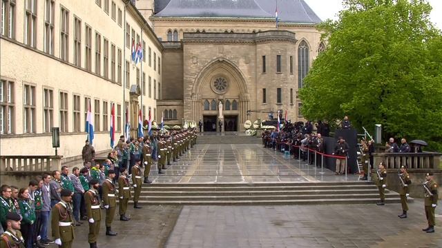 Royals at the funeral of Grand Duke Jean of Luxembourg смотреть онлайн