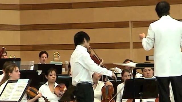 Bartók: Viola Concerto (mvt.2) Yiu/Izcaray